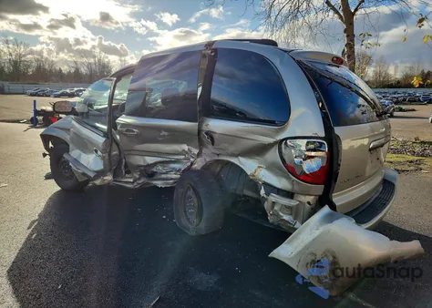 2005 Chrysler Town & Country z USA, uszkodzony, nr VIN 1C4GP45R55B391487